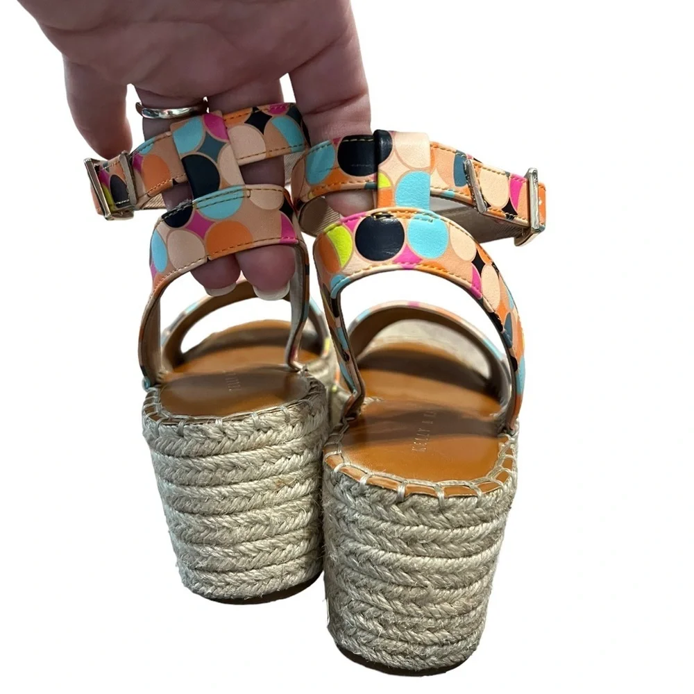Kelly & Katie Mutable Color polkadot platform Wedge Shoes Size 8 1/2